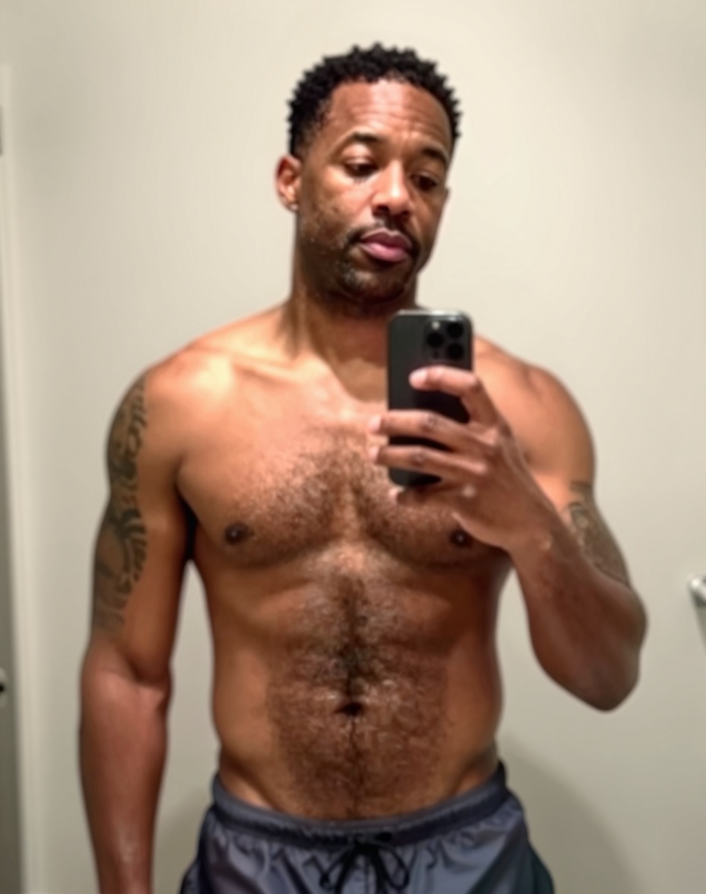 Hunglicious — friendboy.pro profile cover