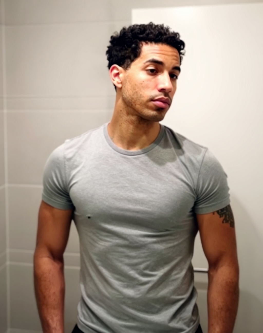 Tattooedblasian — friendboy.pro profile cover